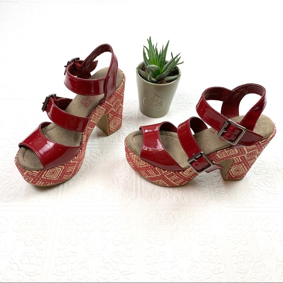 Big Buddha Shoes - Big Buddha Red Retro Look Platform Heels SZ 6.5